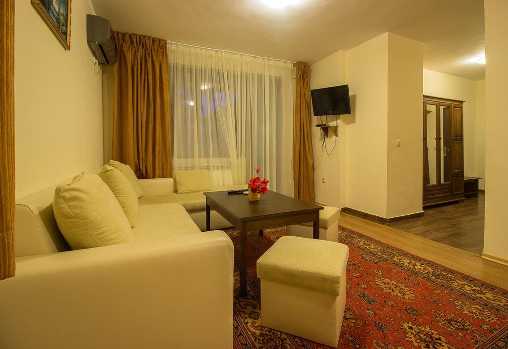К-Г Луна К-С Лонгоза Комплекс Лонгоза Byala  Exterior photo